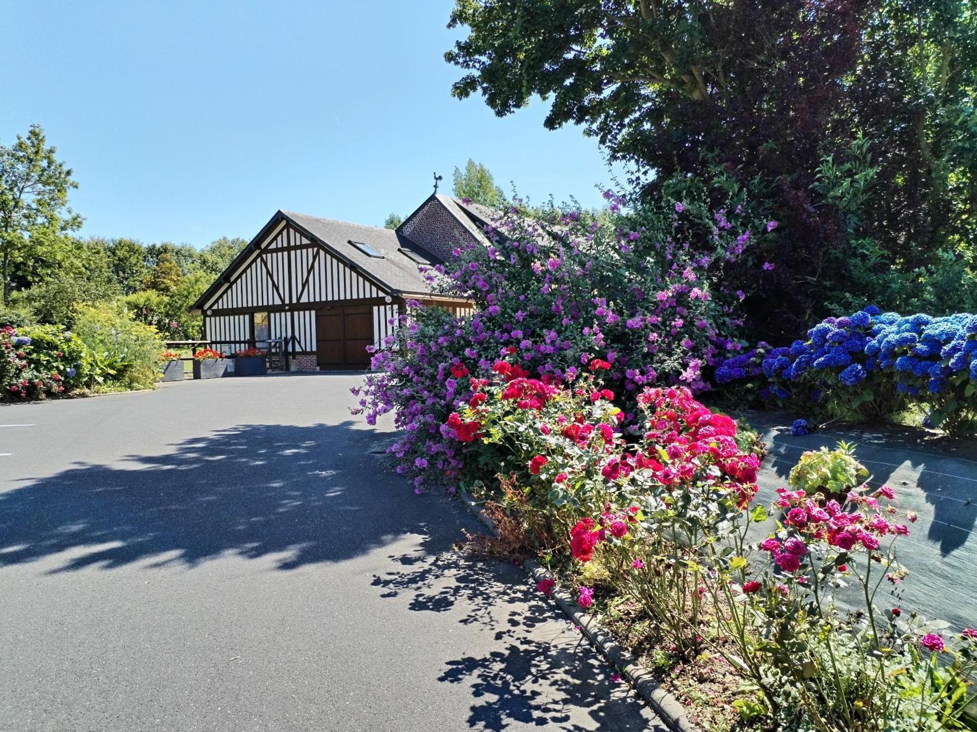 Le Manege Gite L'Eglise Sainte-Marie-au-Bosc Exterior foto